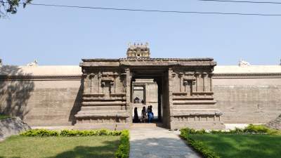 Somanatheeswarar Temple- Melpadi