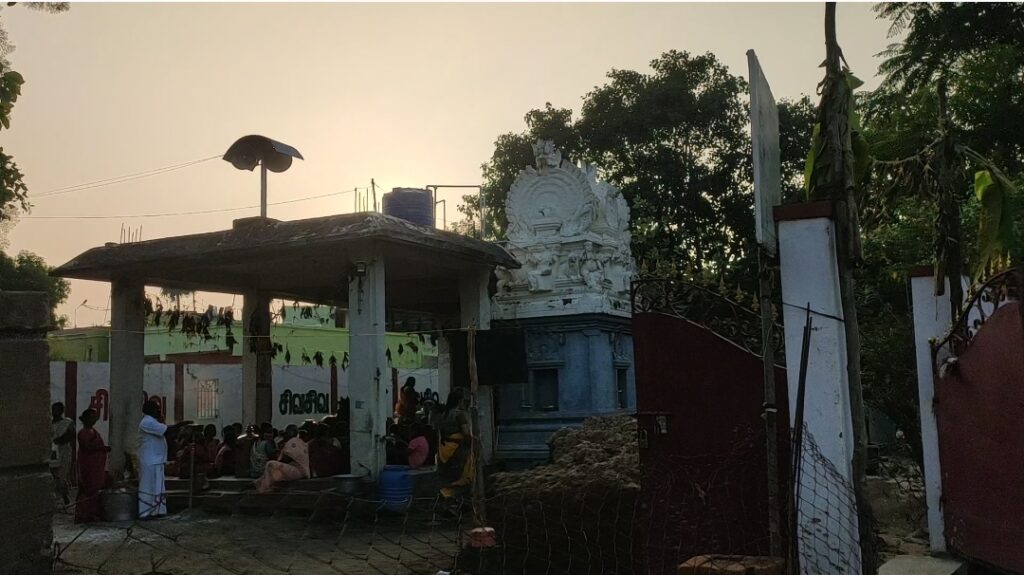 Kupera lingam - Sundaracholapuram