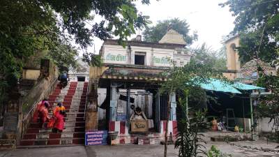 Sri Madhuvaneswarar temple - Nannilam