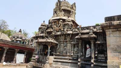 sri-Amirthakadeswarar-temple-Melakadambur