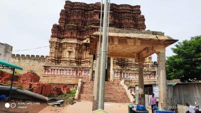 Sri Pundarikakshan temple -Thiruvellarai